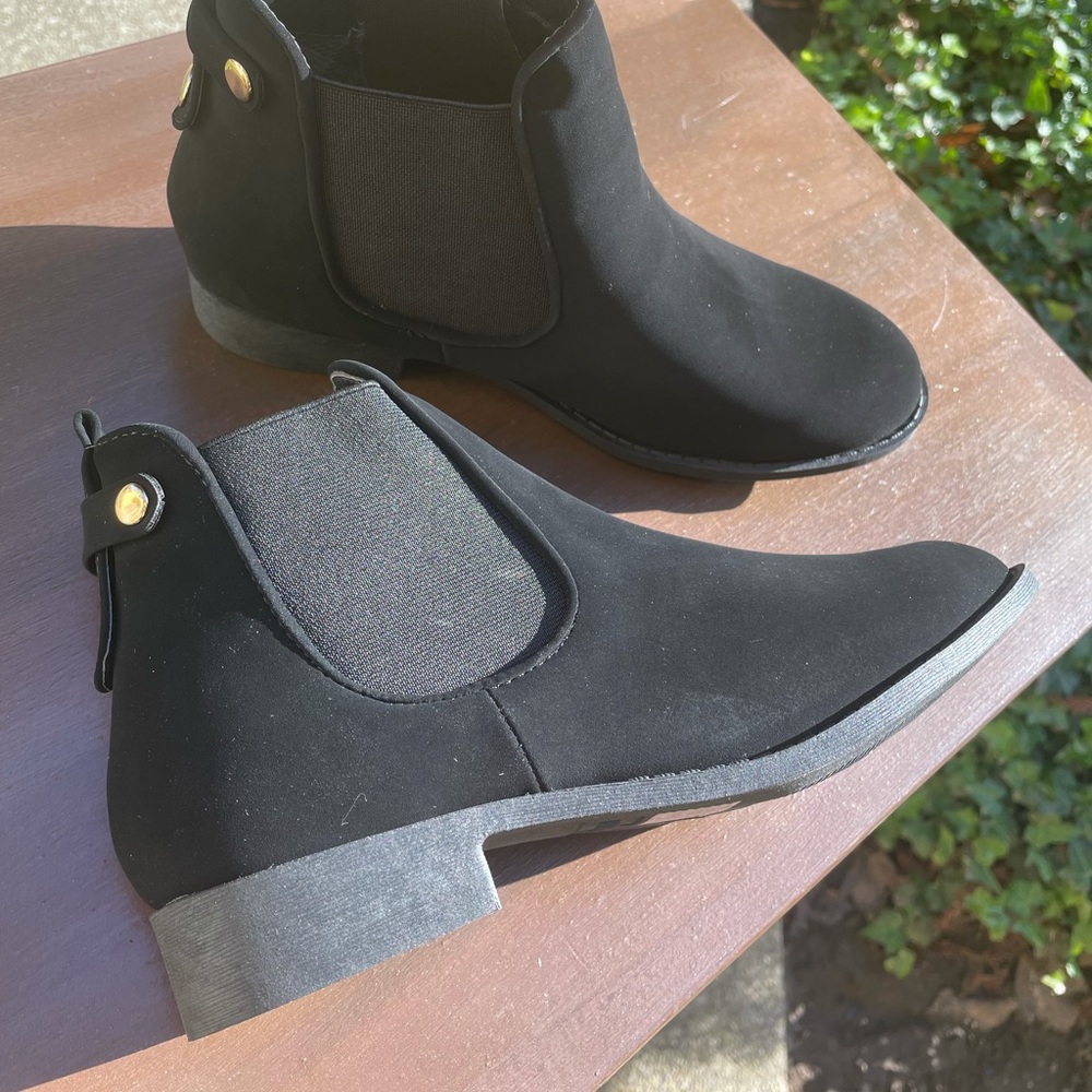 Black Ankle Boots Women’s Size 8 - Picture 12 of 14